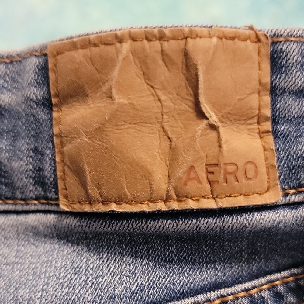 High Rise Blue Jeans - Picture 2 of 3